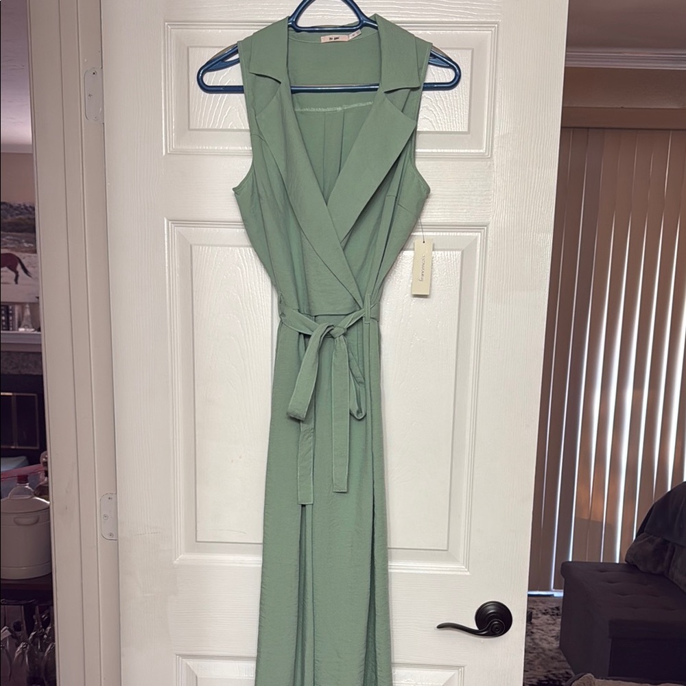Sleeveless Green Jumpsuit